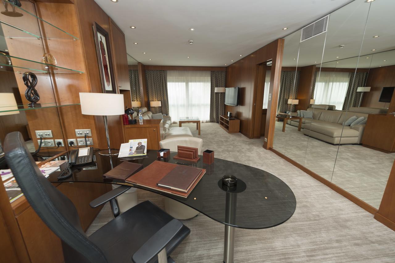 Executive Suite