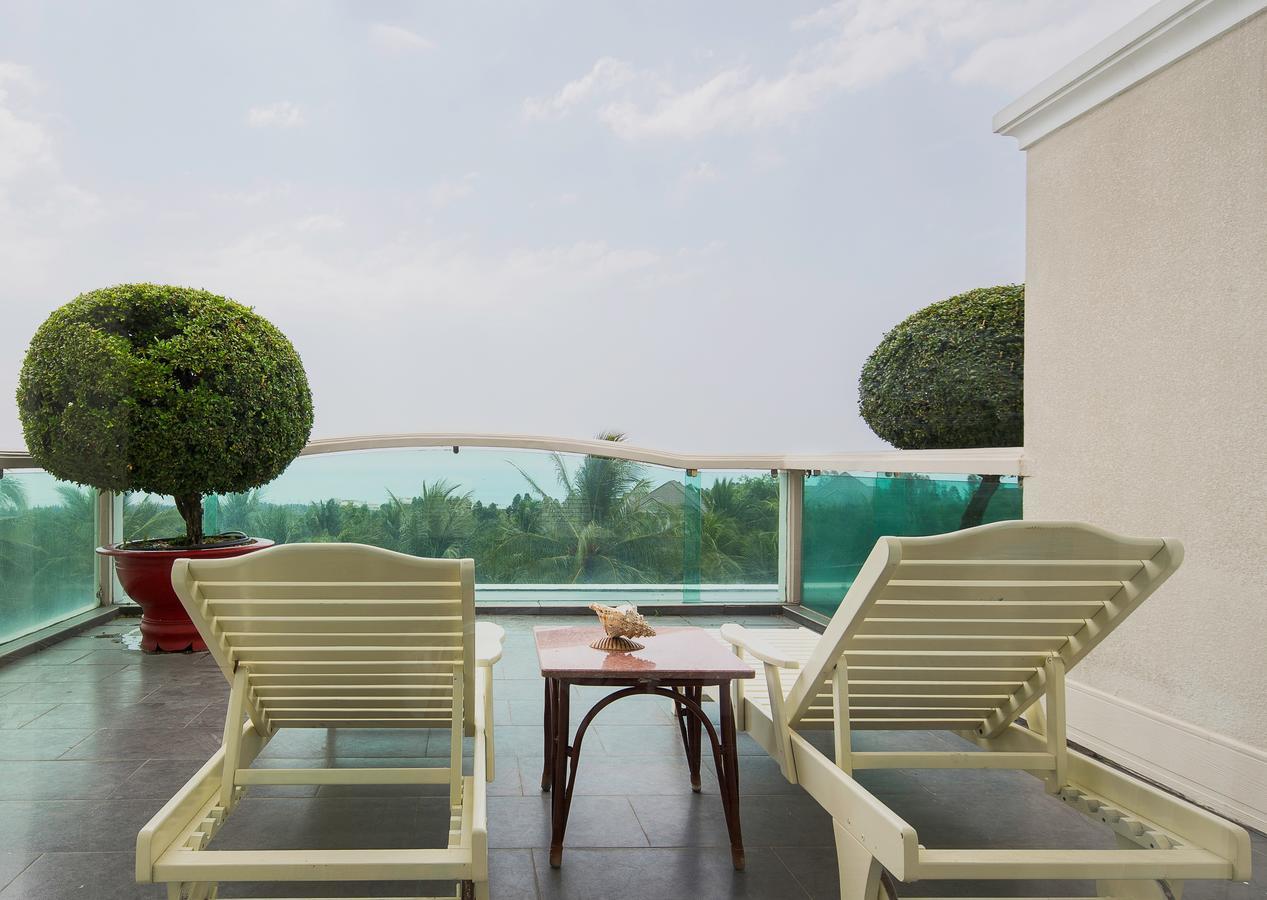 Twin Room with Sea View