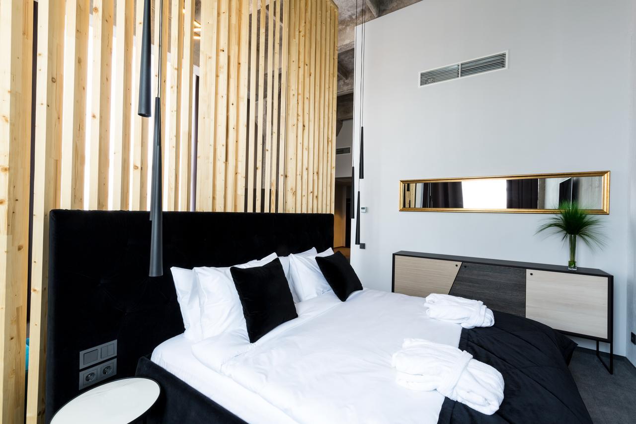 One-Bedroom Suite
