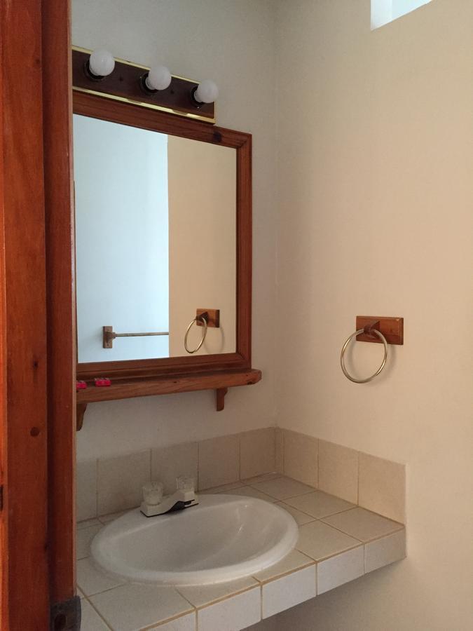 Standard Sea View - Private Bathroom - AC / Room #1