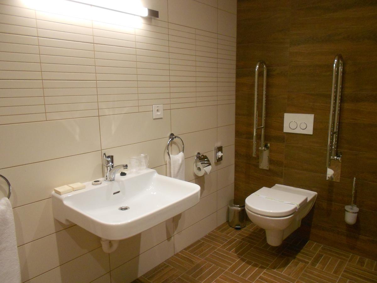 Double Room - Disability Access