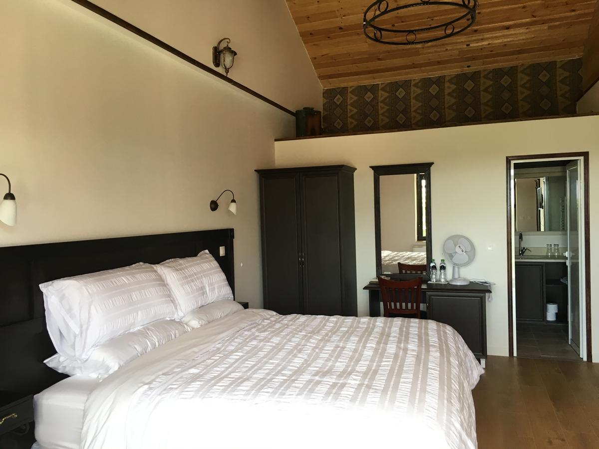 Double Room with Terrace and Vineyards View