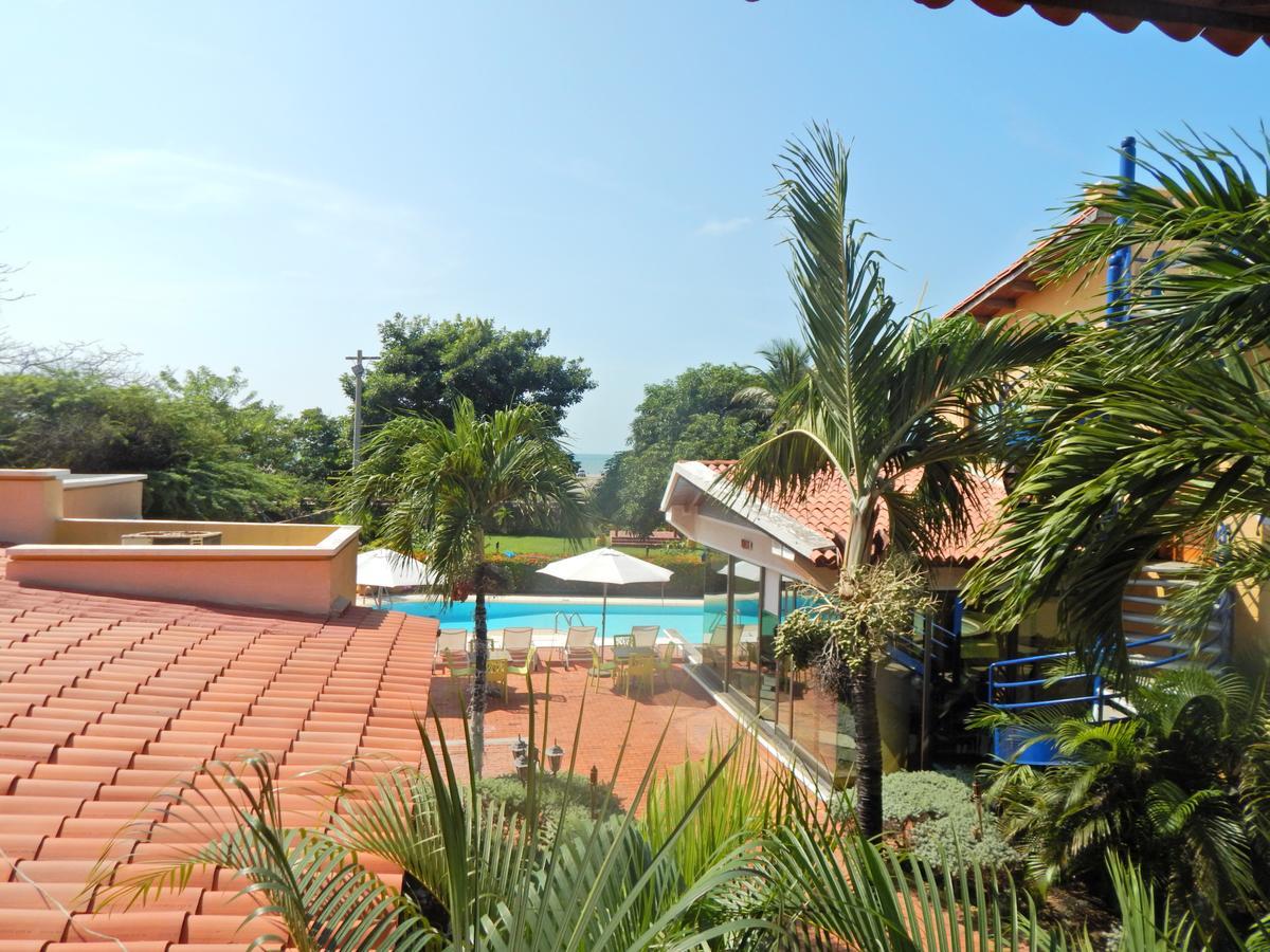 Villa with Garden View