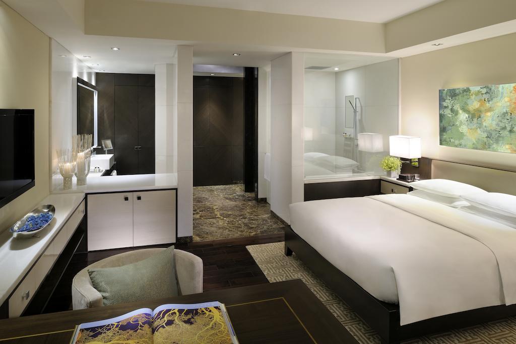 King Room with City View