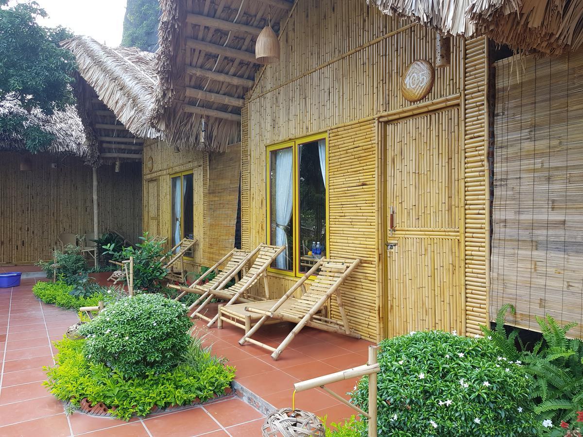 Deluxe Double Bungalow with Garden View