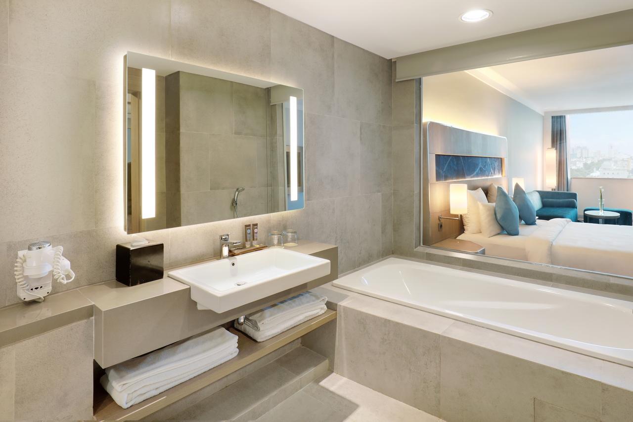 Deluxe Executive King Room