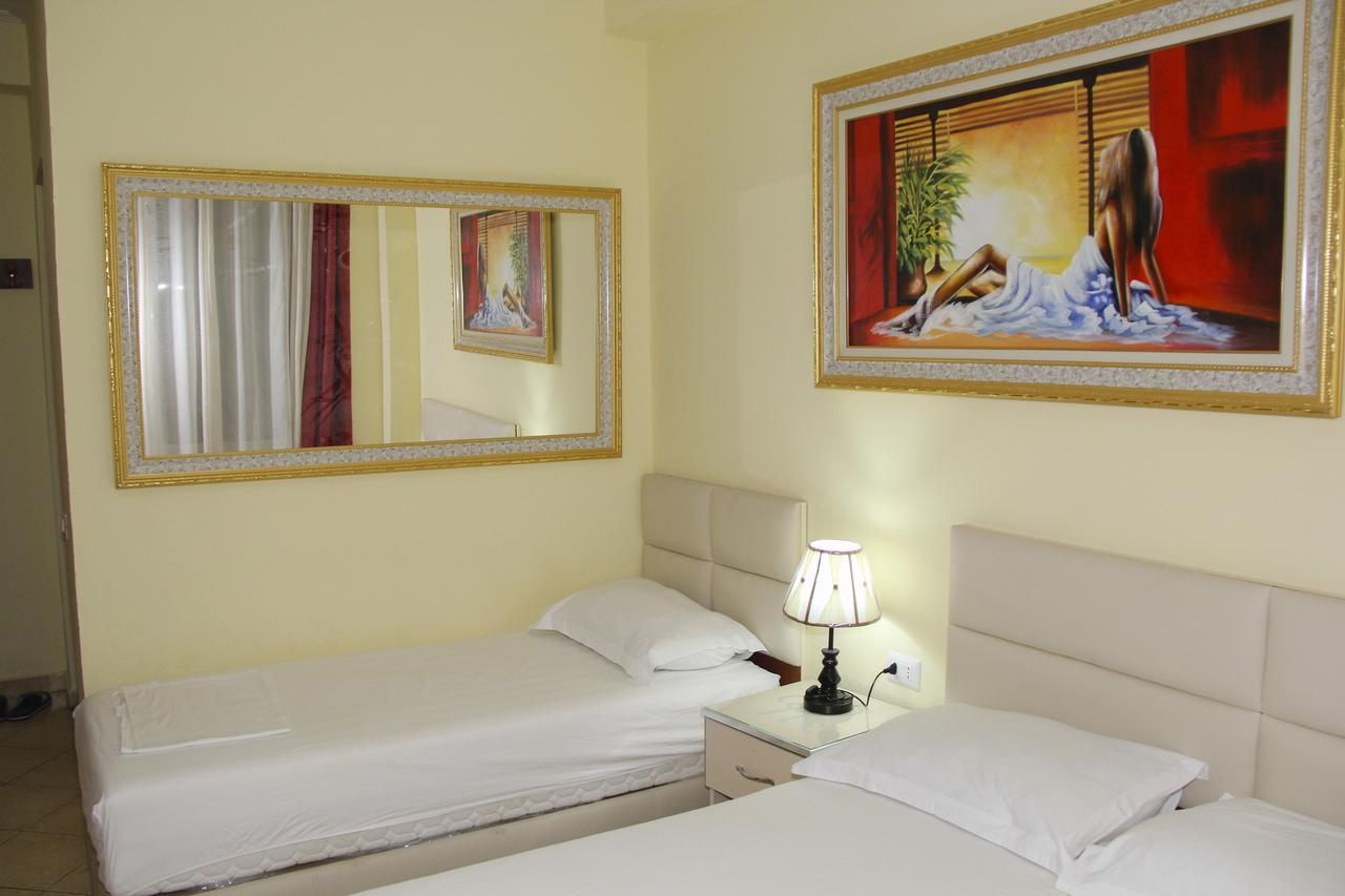 Classic Triple Room
