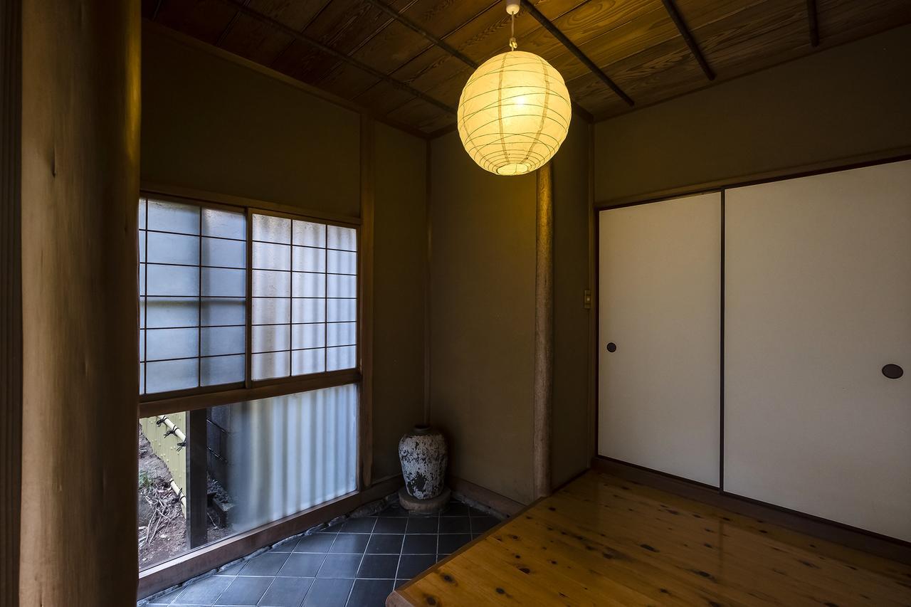 TSUKUSHI -Japanese-Style Room with Hotspring Semi-Open Air Bath
