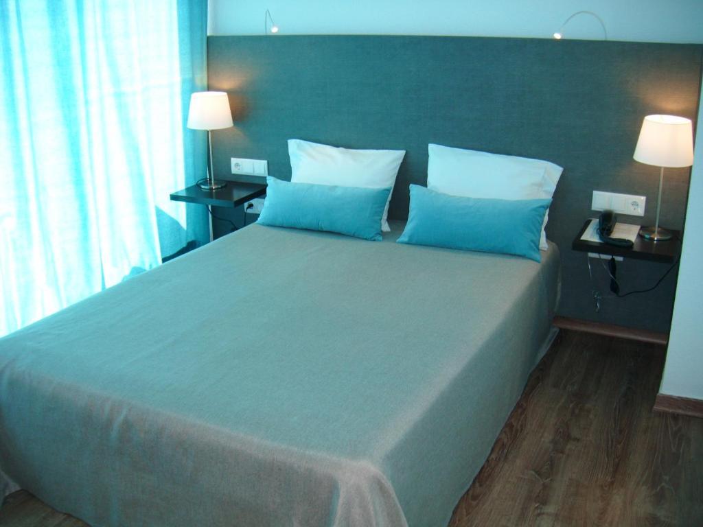 Double or Twin Room with Balcony