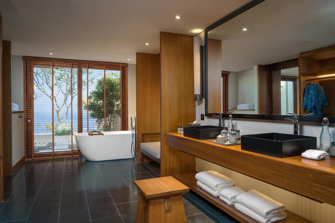 Cliff Pool Villa Three Bedrooms with Ocean View