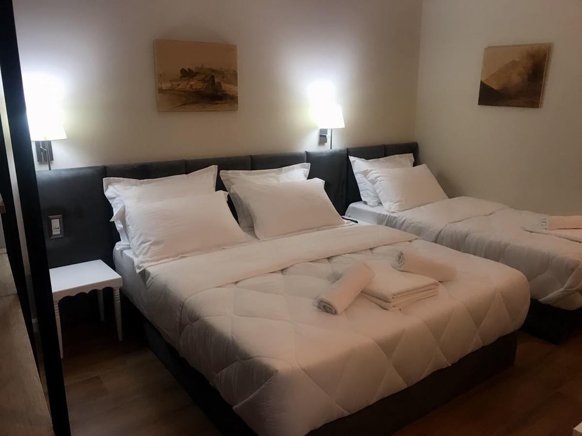 Comfort Triple Room