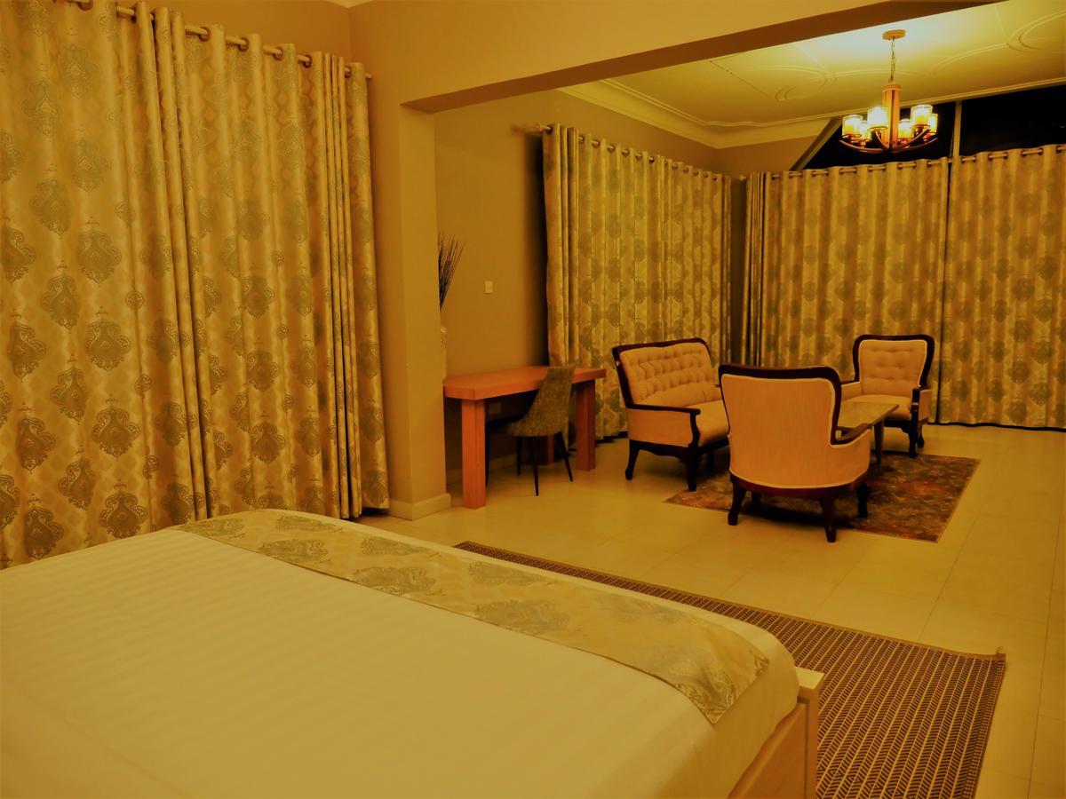 Executive Suite