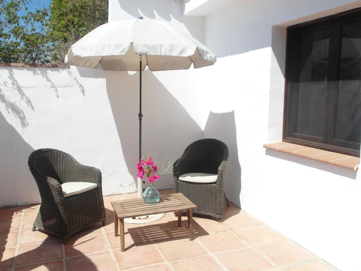 Double or Twin Room with Private Bathroom