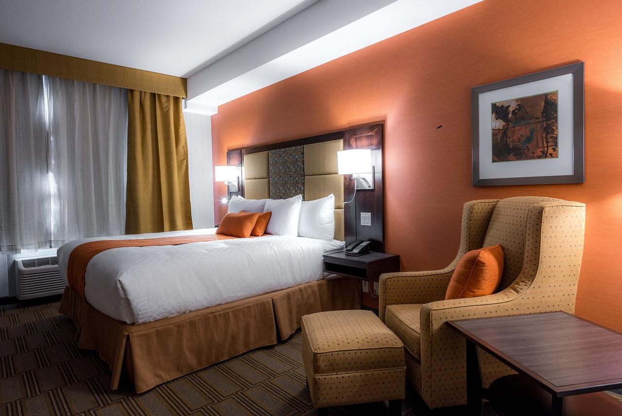 King Room with Kitchenette