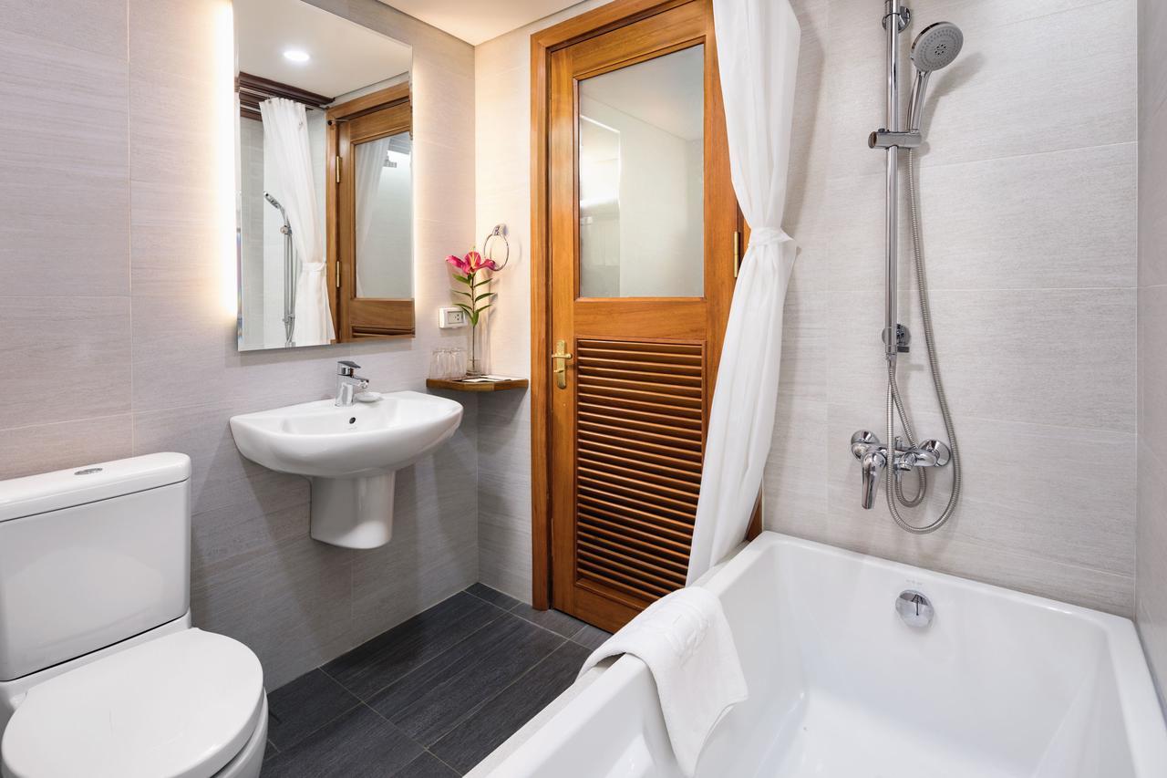 Superior Double Room Internal Window