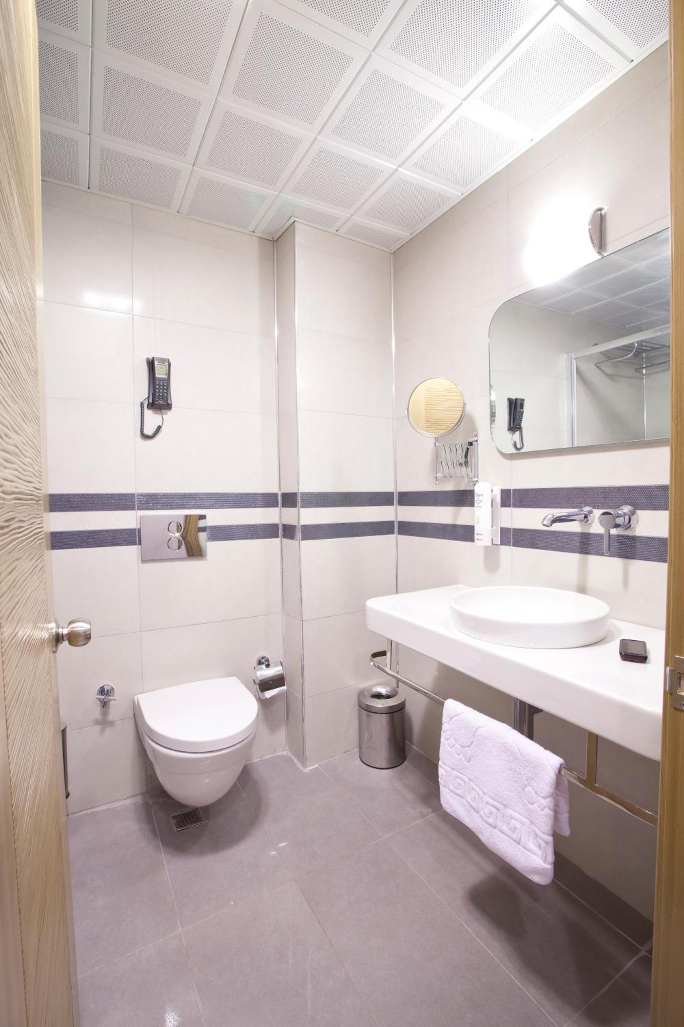 Standard Room with Direct Sea View
