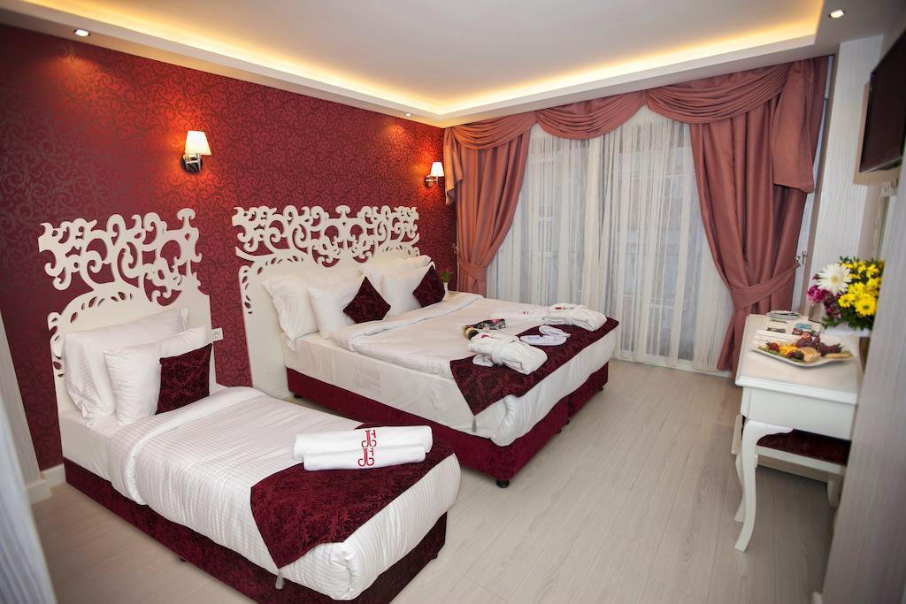 Superior Triple Room