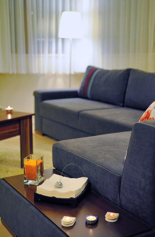 One-Bedroom Apartment (2 Adults)
