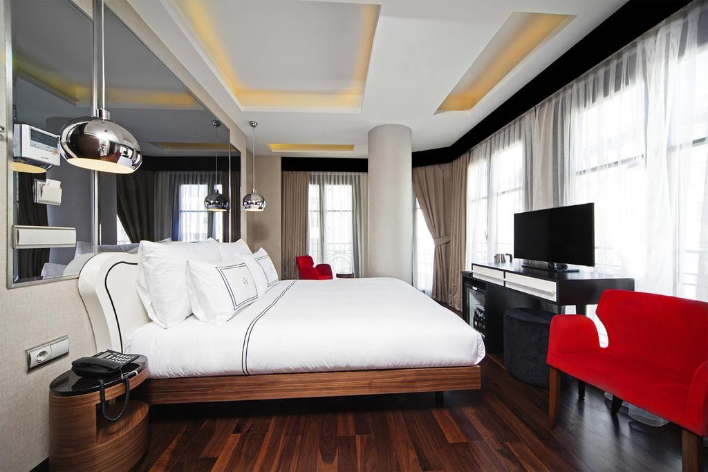 Superior Double Room with Sofa Bed