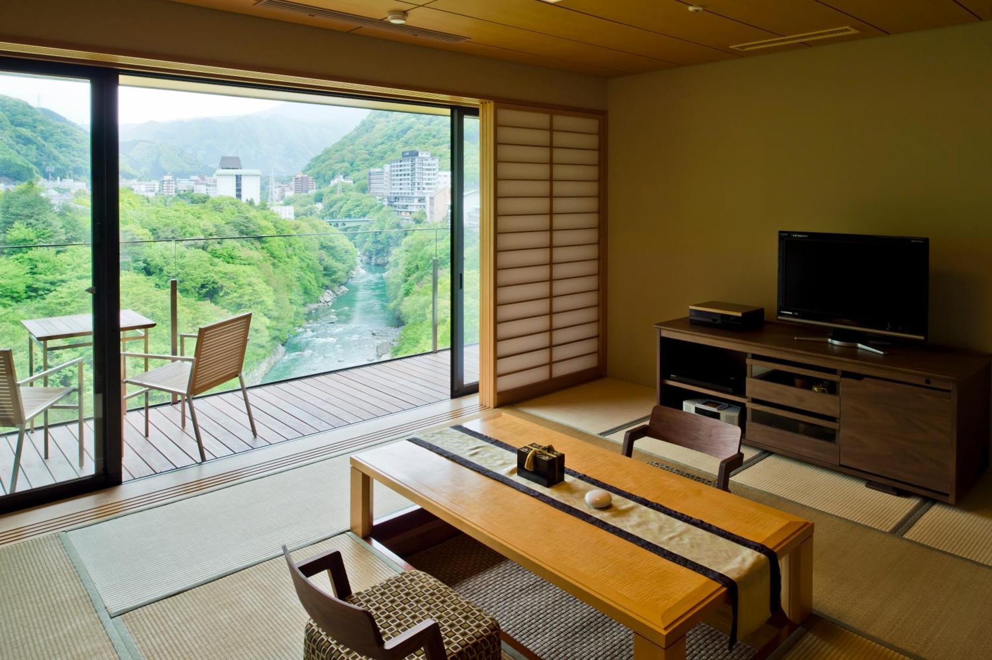 Suite with Tatami Area & View Bath - Top Floor - Non-Smoking