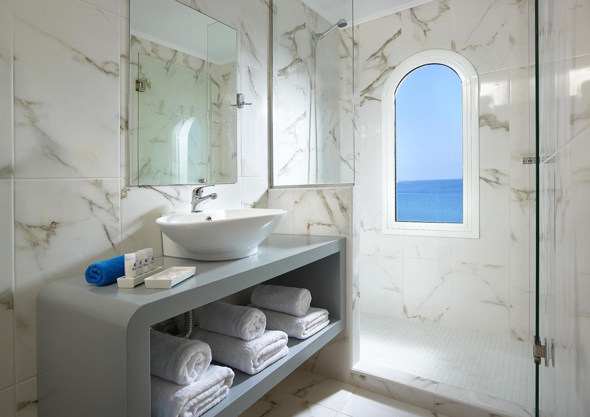 Suite with Sea View