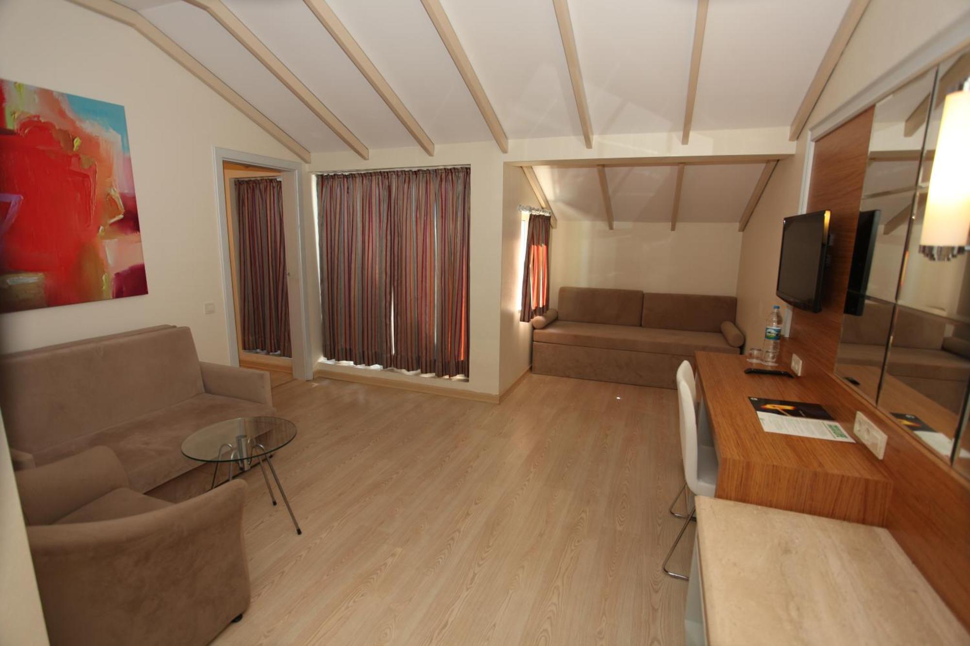 Family Room with Side Sea View