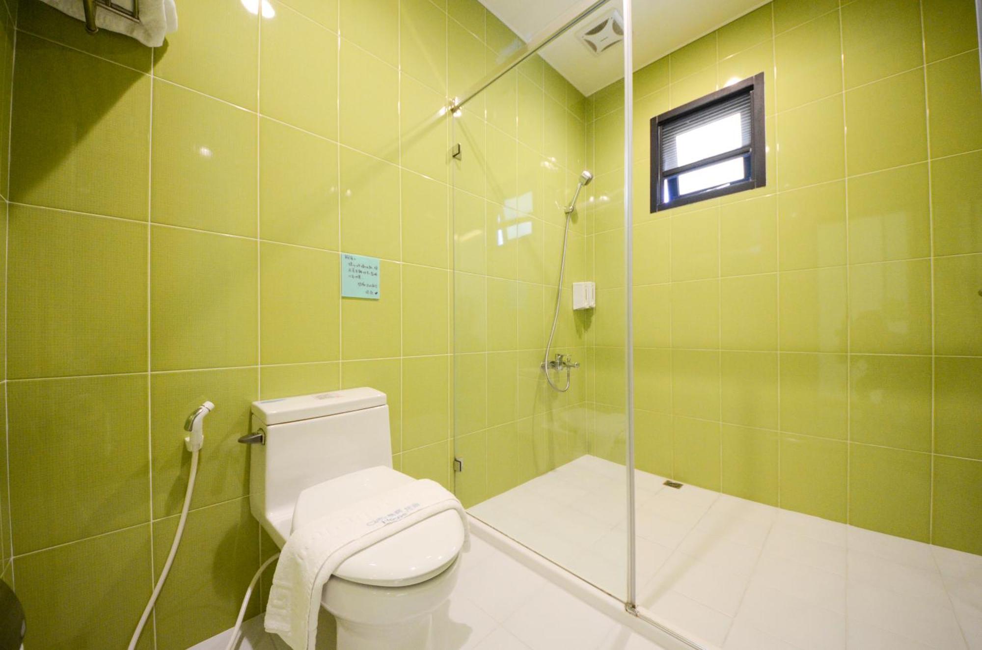 Quadruple Room with Private Bathroom