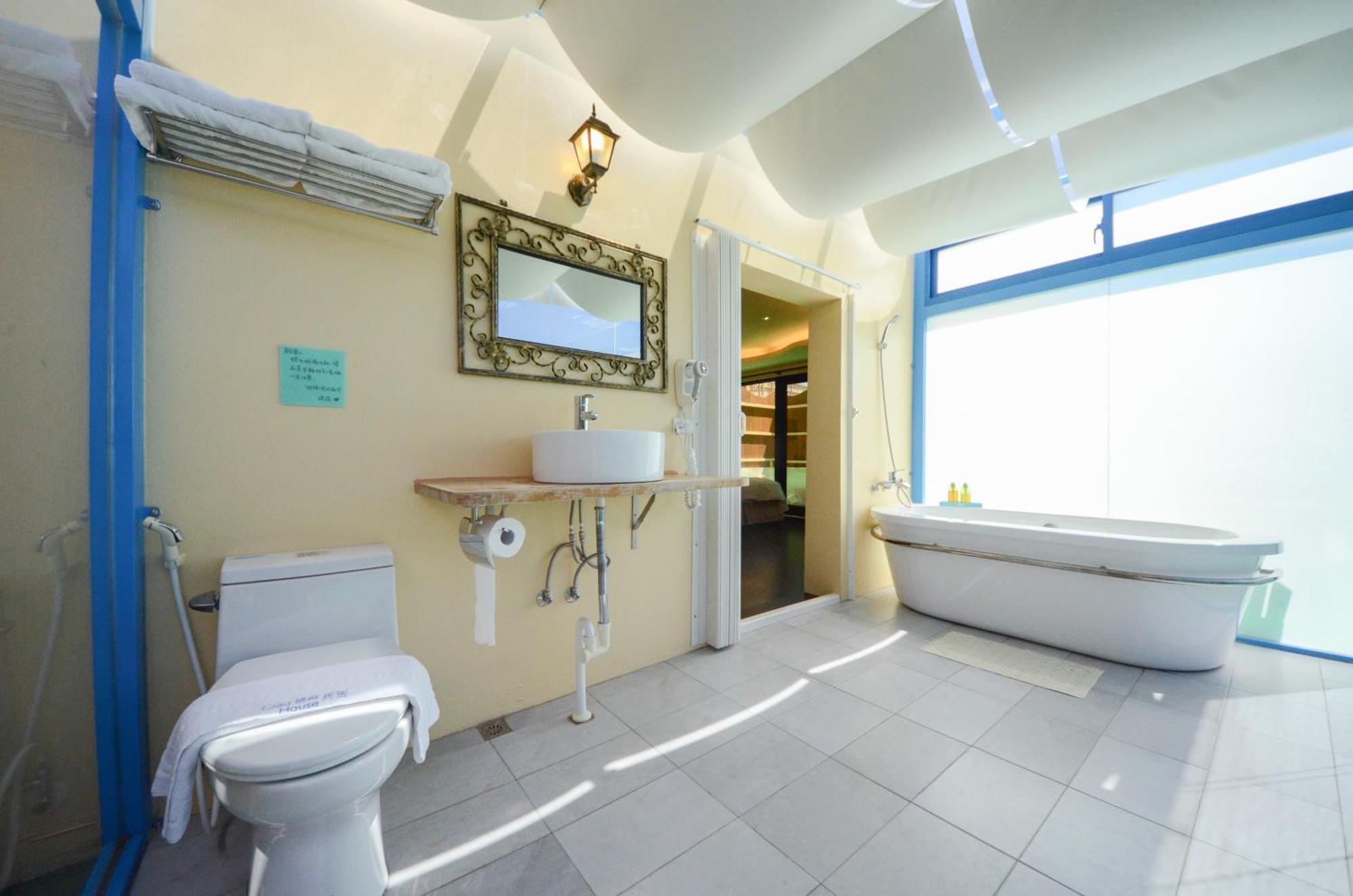 Quadruple Room with Mountain View