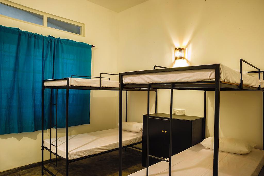 Bed in 6-Bed Mixed Dormitory Room