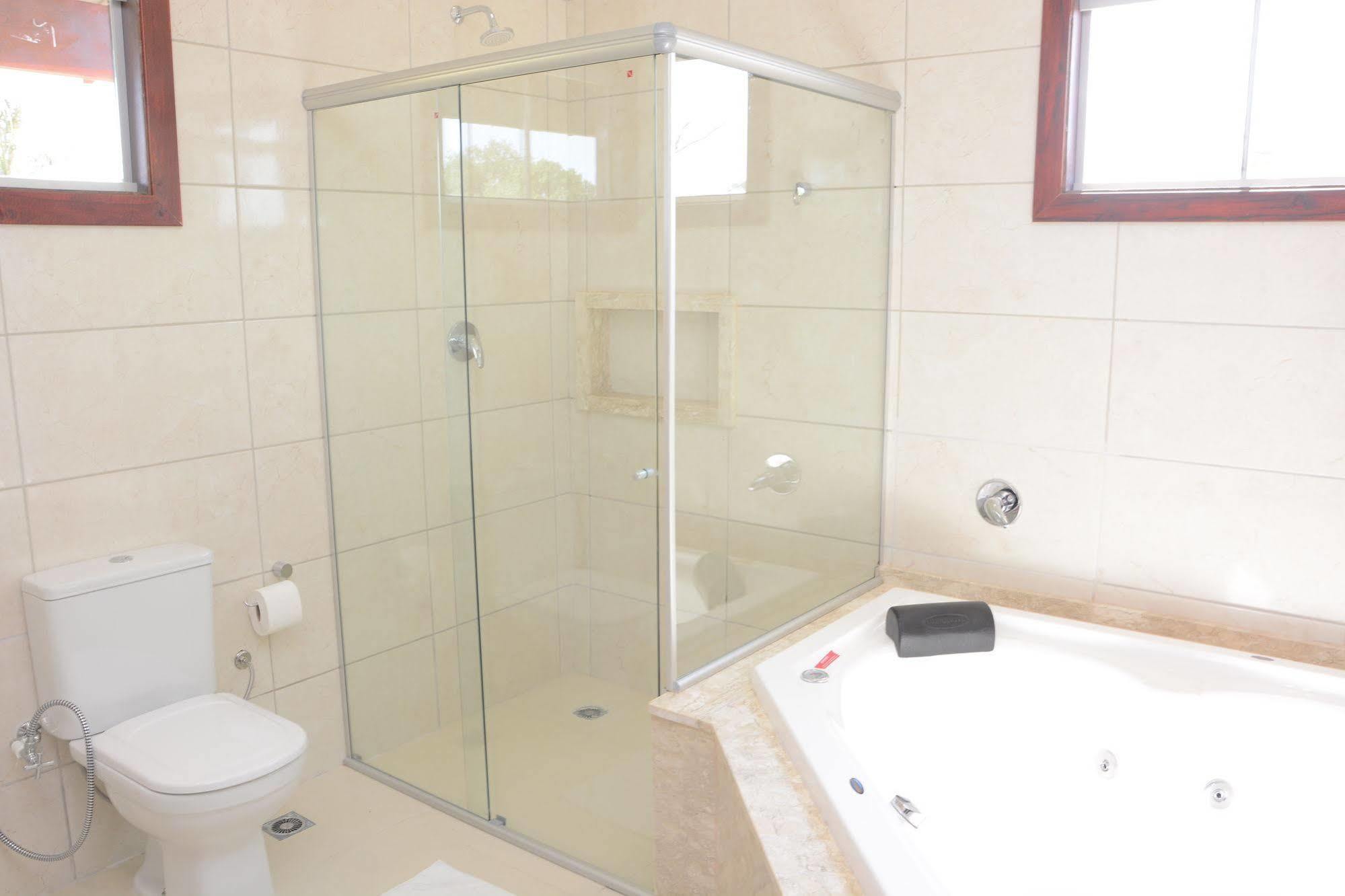 Deluxe Suite with Spa Bath