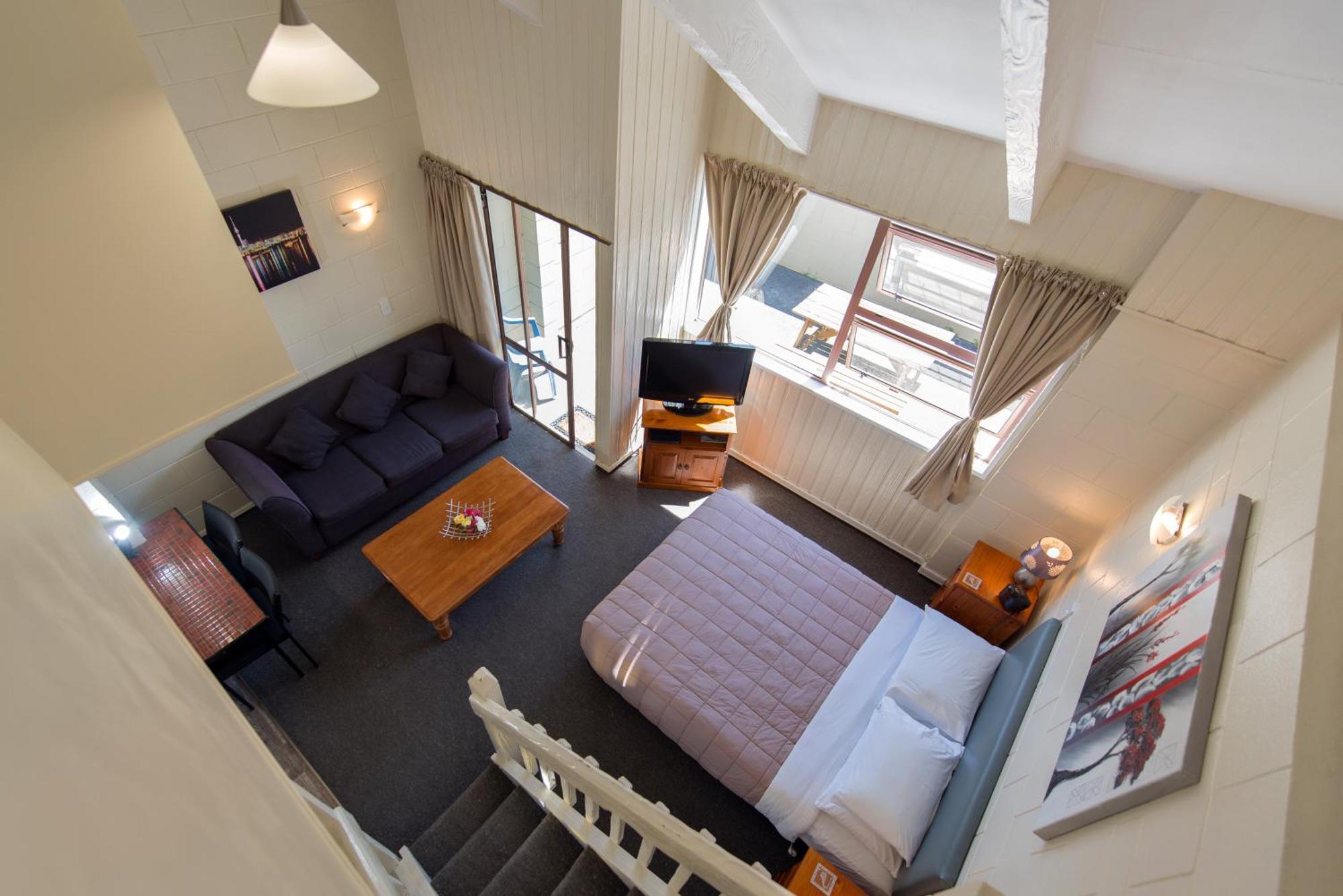 Apartment - Split Level