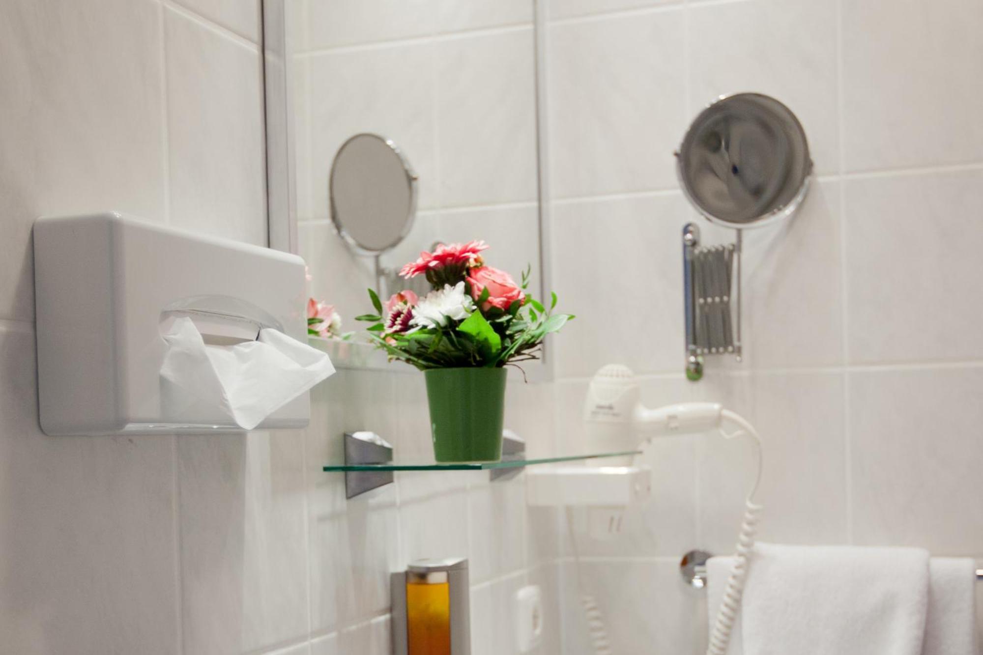 Comfort Single Room