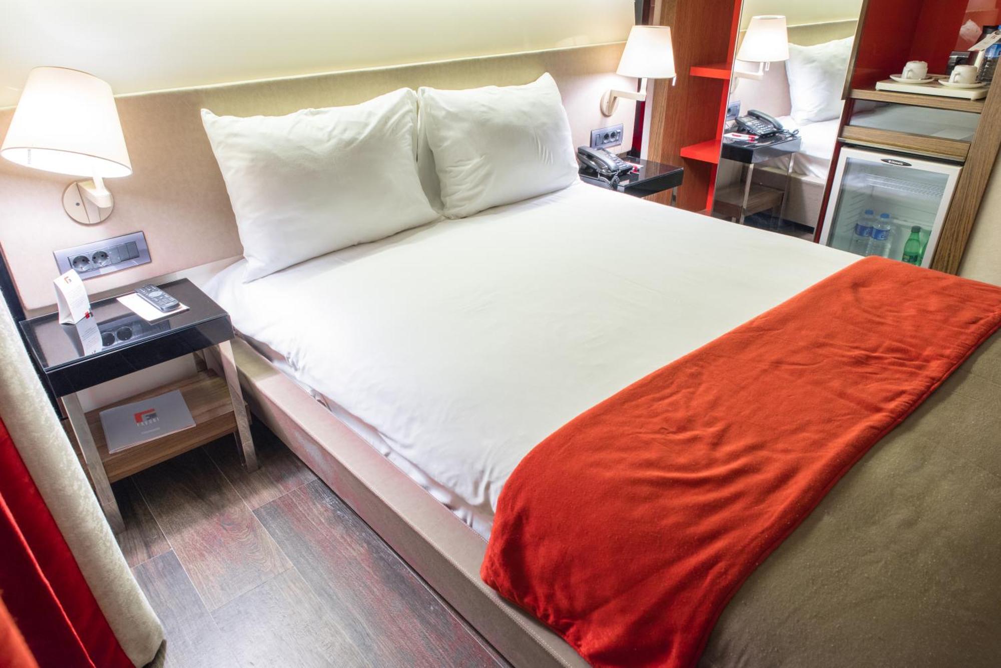 Connecting Double Rooms