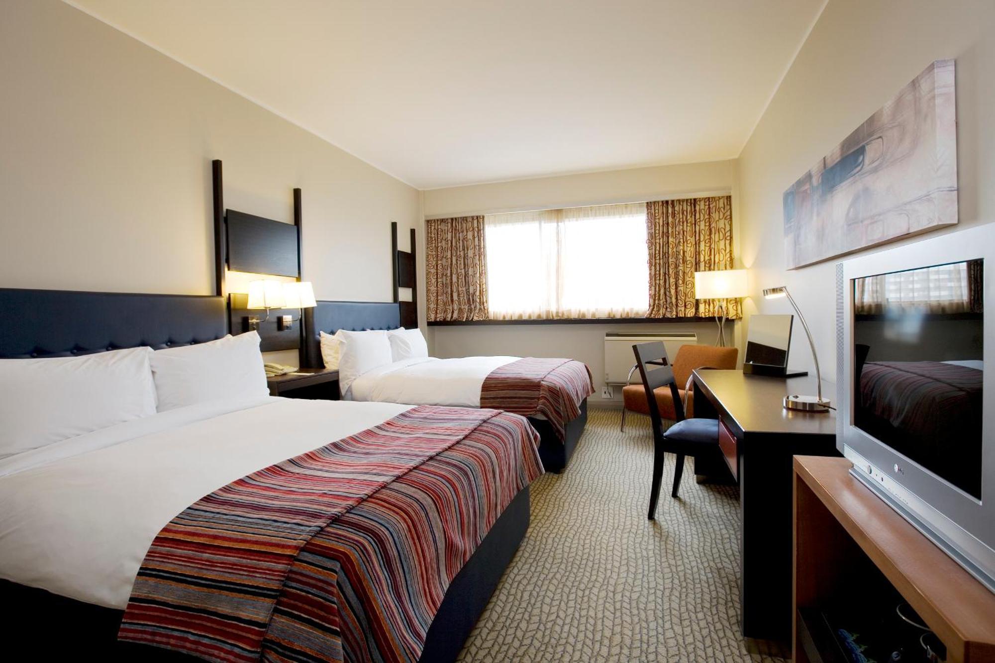 Double Room with Two Double Beds - Non-Smoking