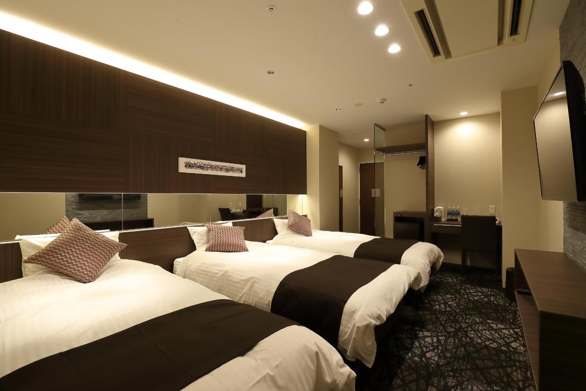 Triple Room - Non-Smoking