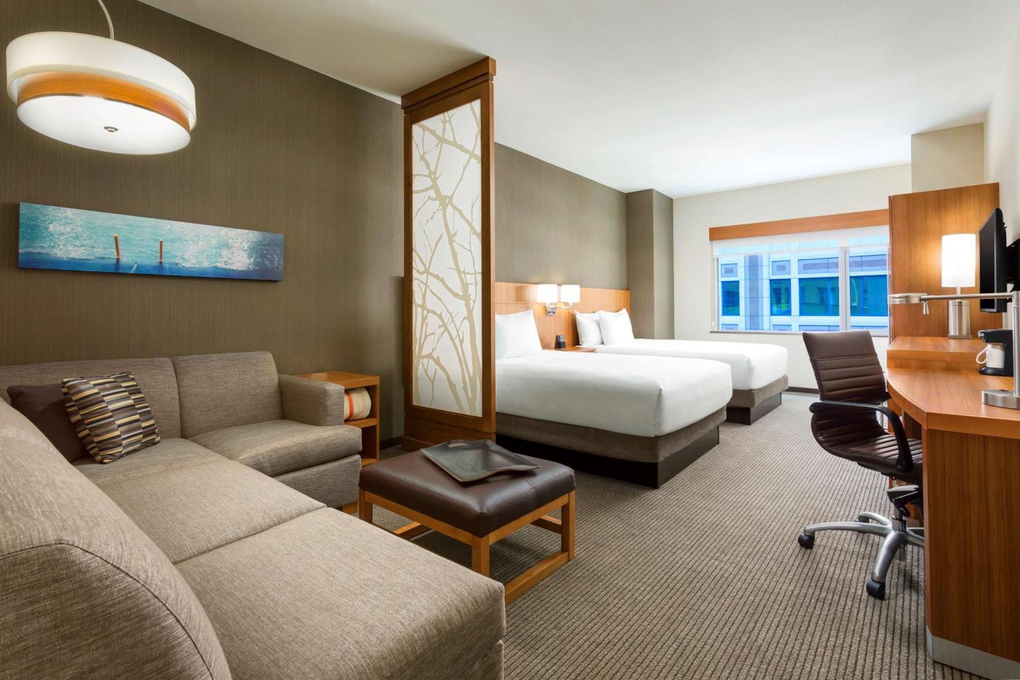 Queen Room with Two Queen Beds, Sofa Bed and Accessible Tub