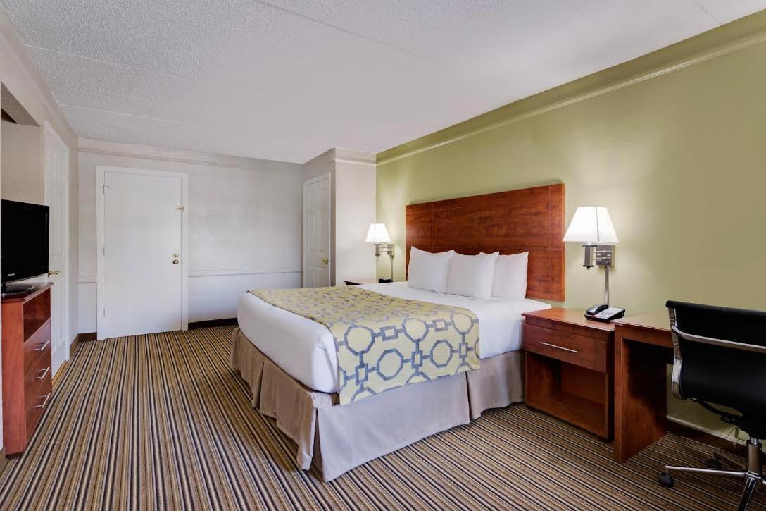 King Room - Non-Smoking