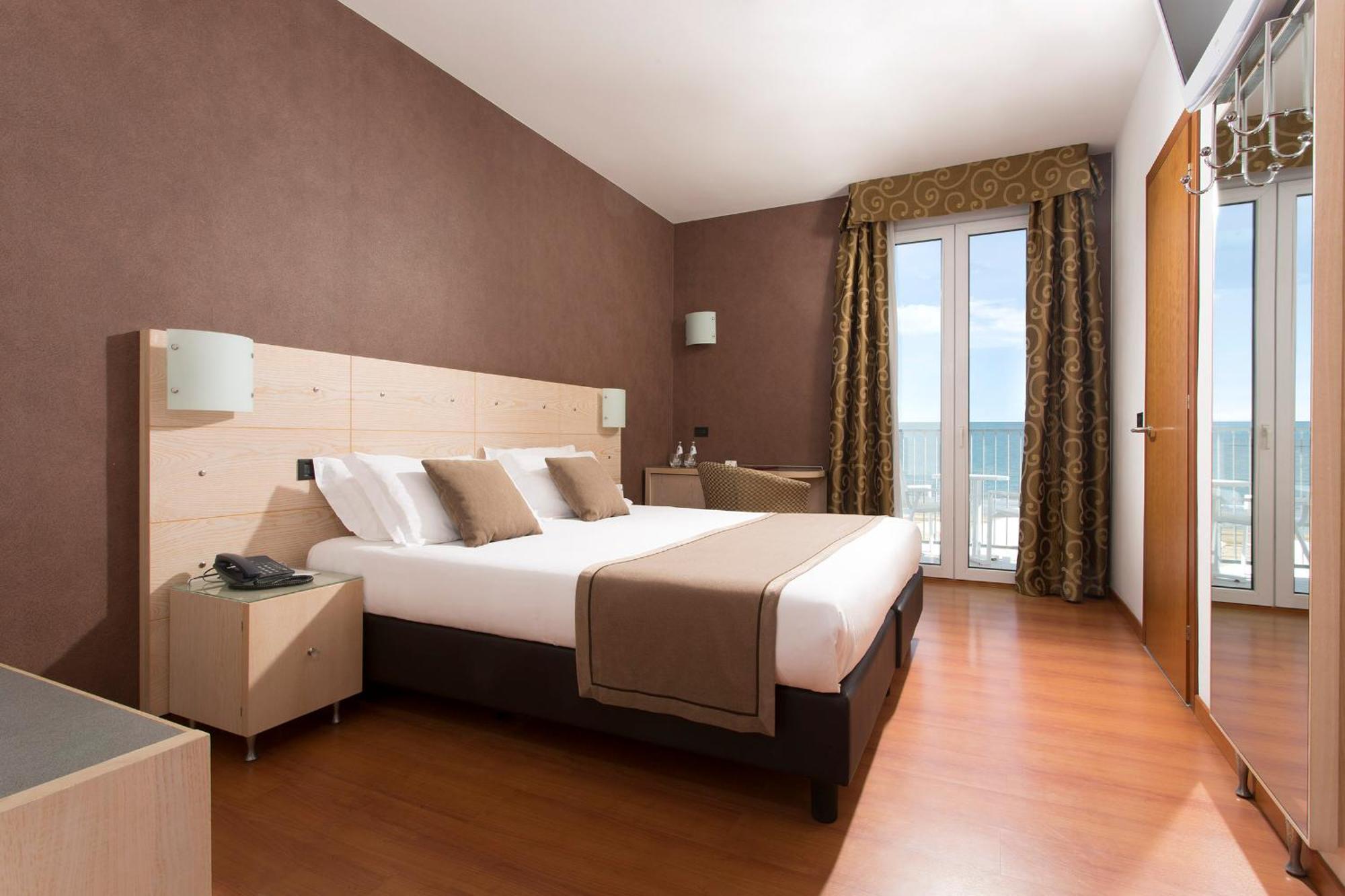 Superior Double Room with Sea View