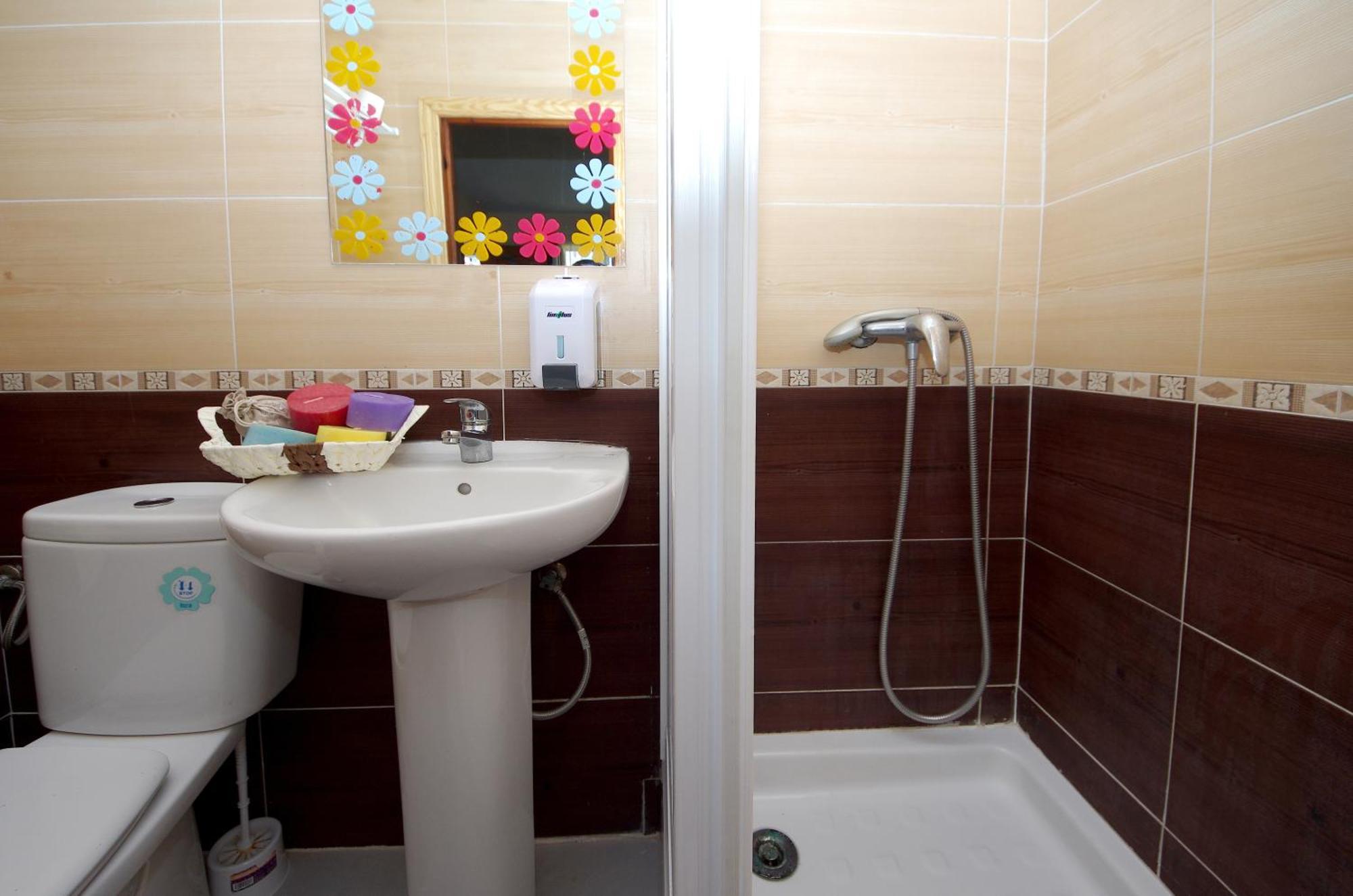 Quadruple Room with Bathroom