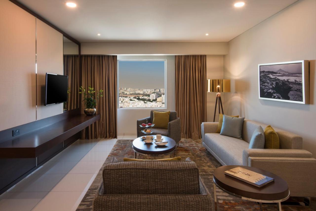 Deluxe Two-Bedroom Suite