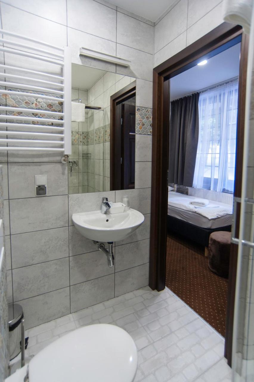 Triple Room with Private Bathroom
