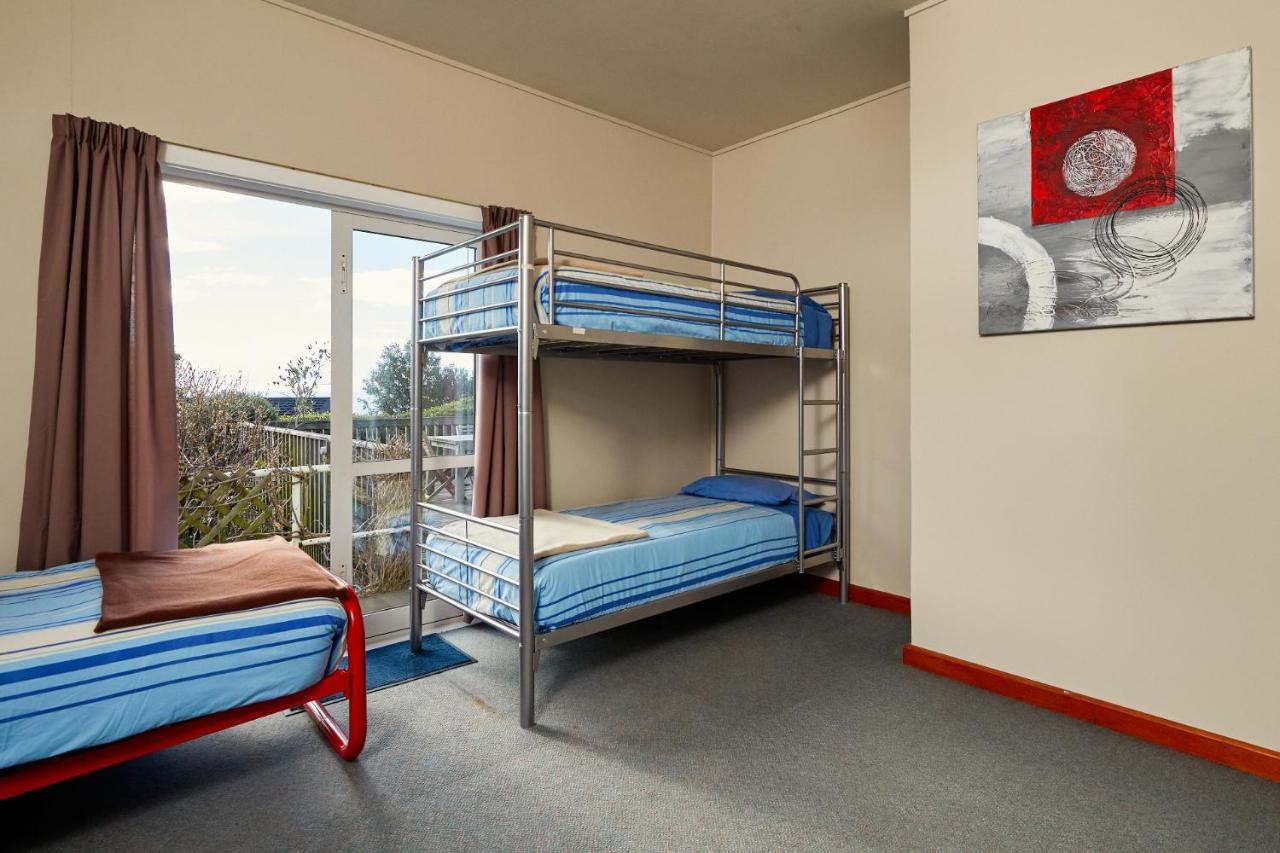 Single Bed in 6-Bed Dormitory Room