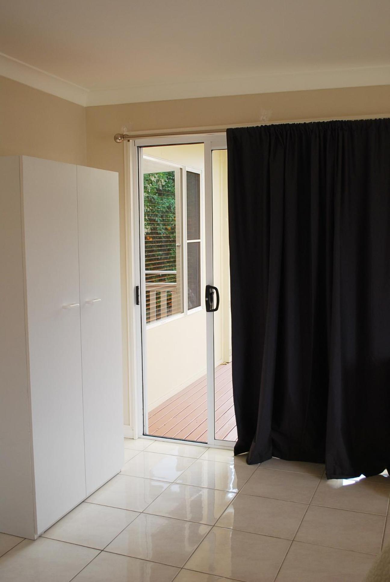 Superior Queen Room with Private Bathroom