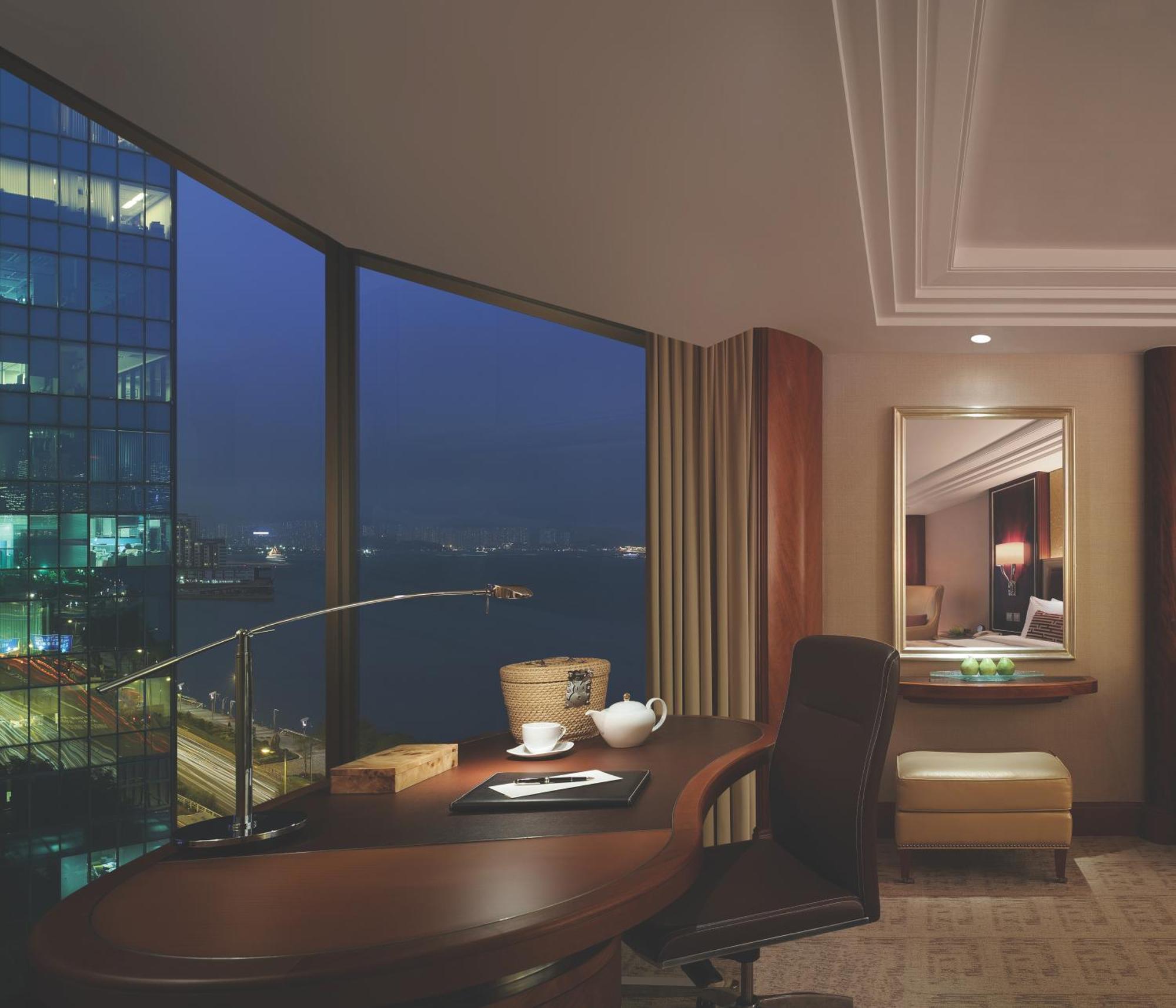 Horizon Club Side Harbor View Twin Room with Horizon Club Benefits