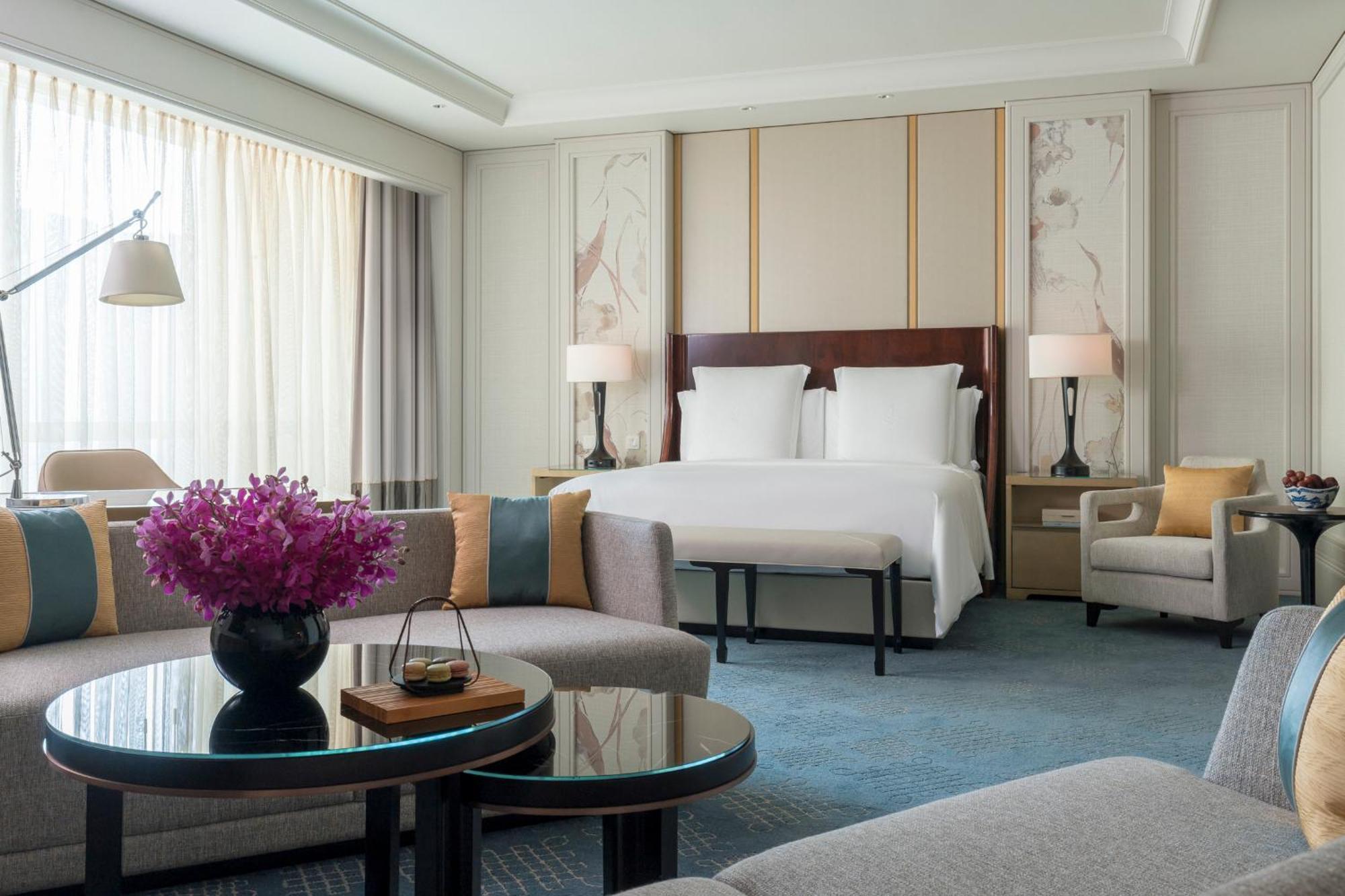 Four Seasons Room