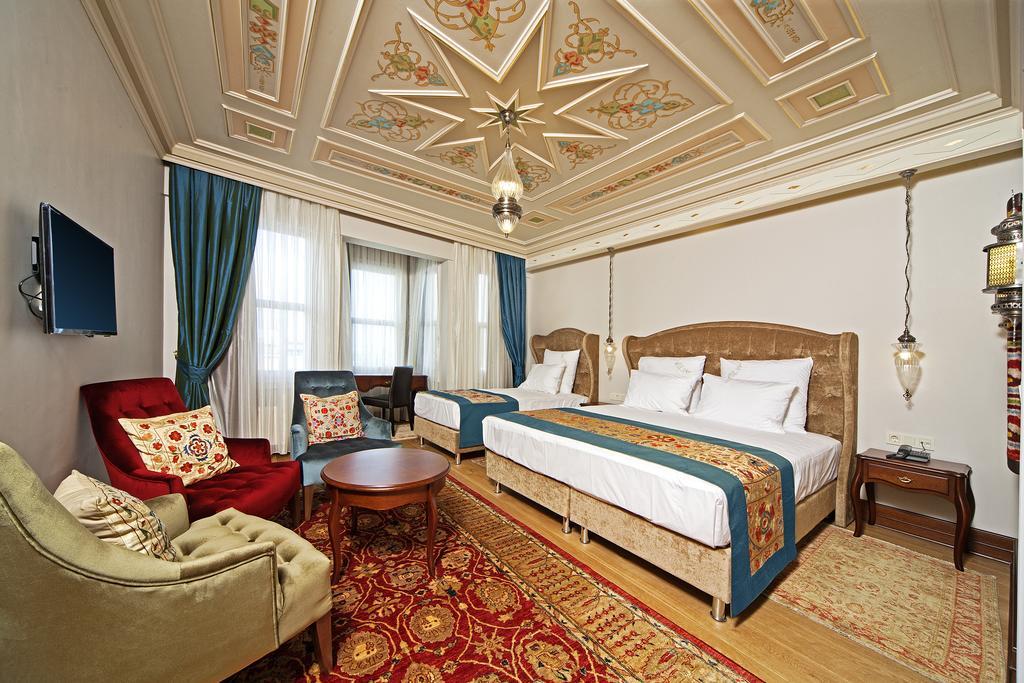 Deluxe Triple Room