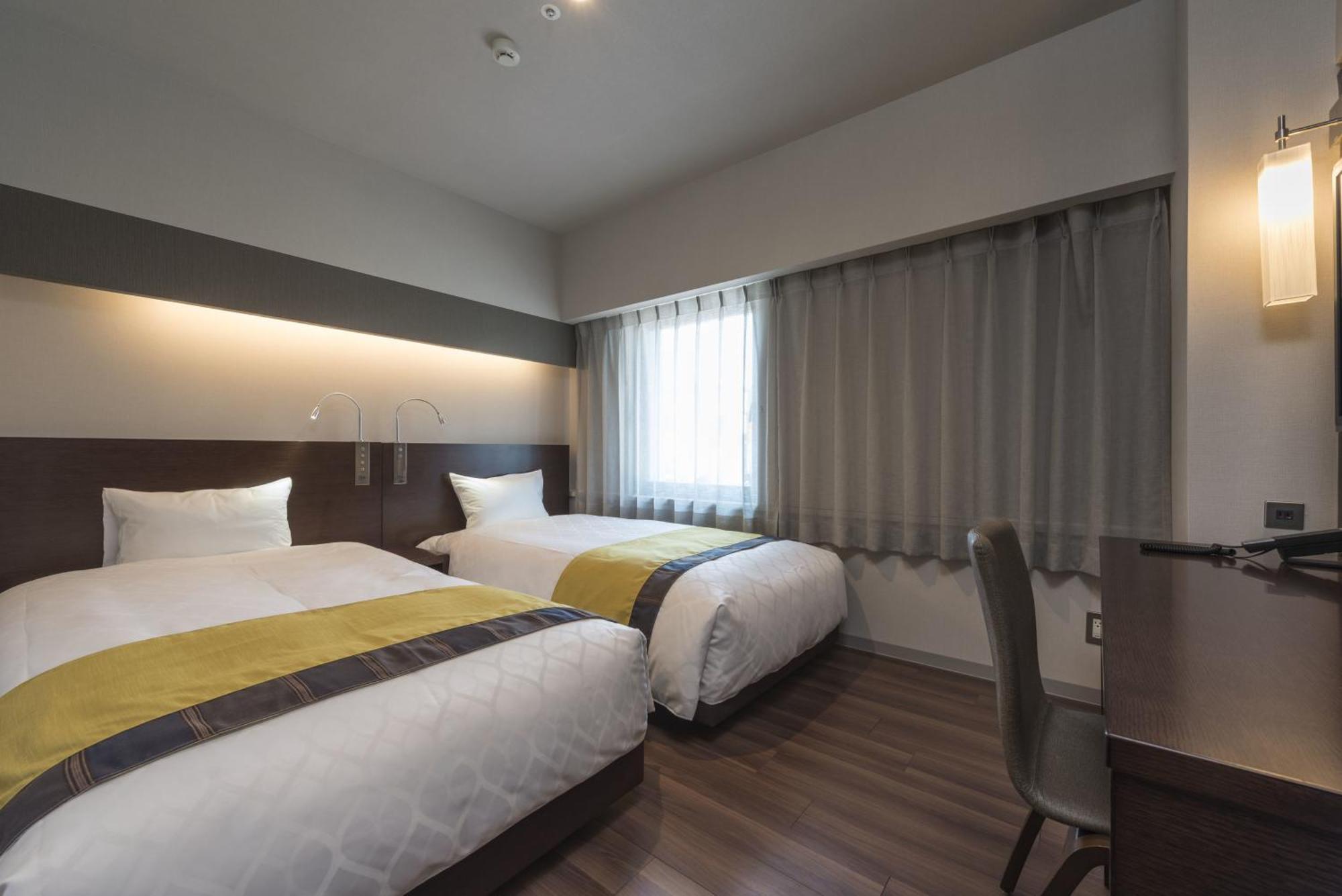 Twin Room - Non-Smoking