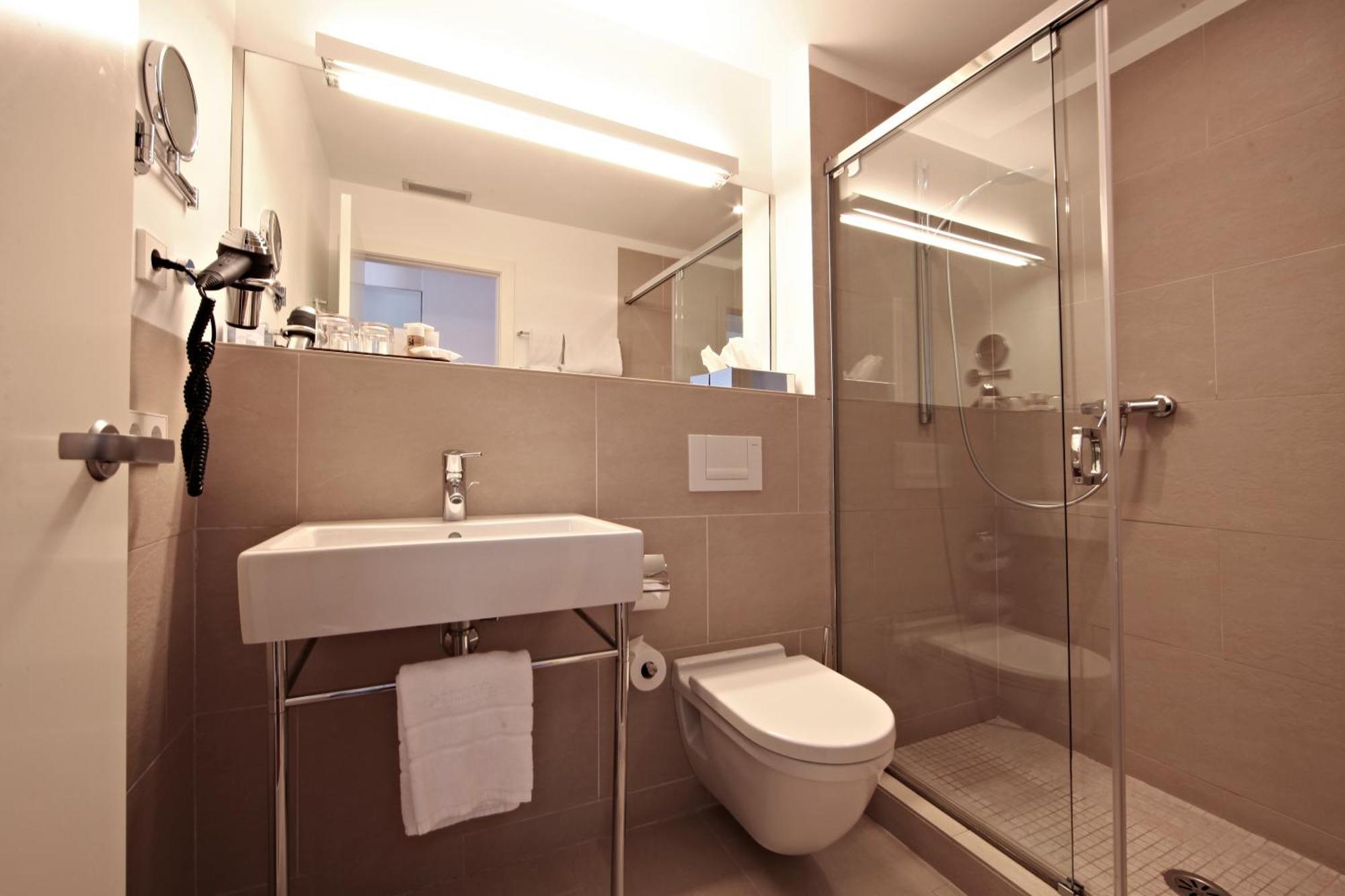 Standard Double Room with Spa Access