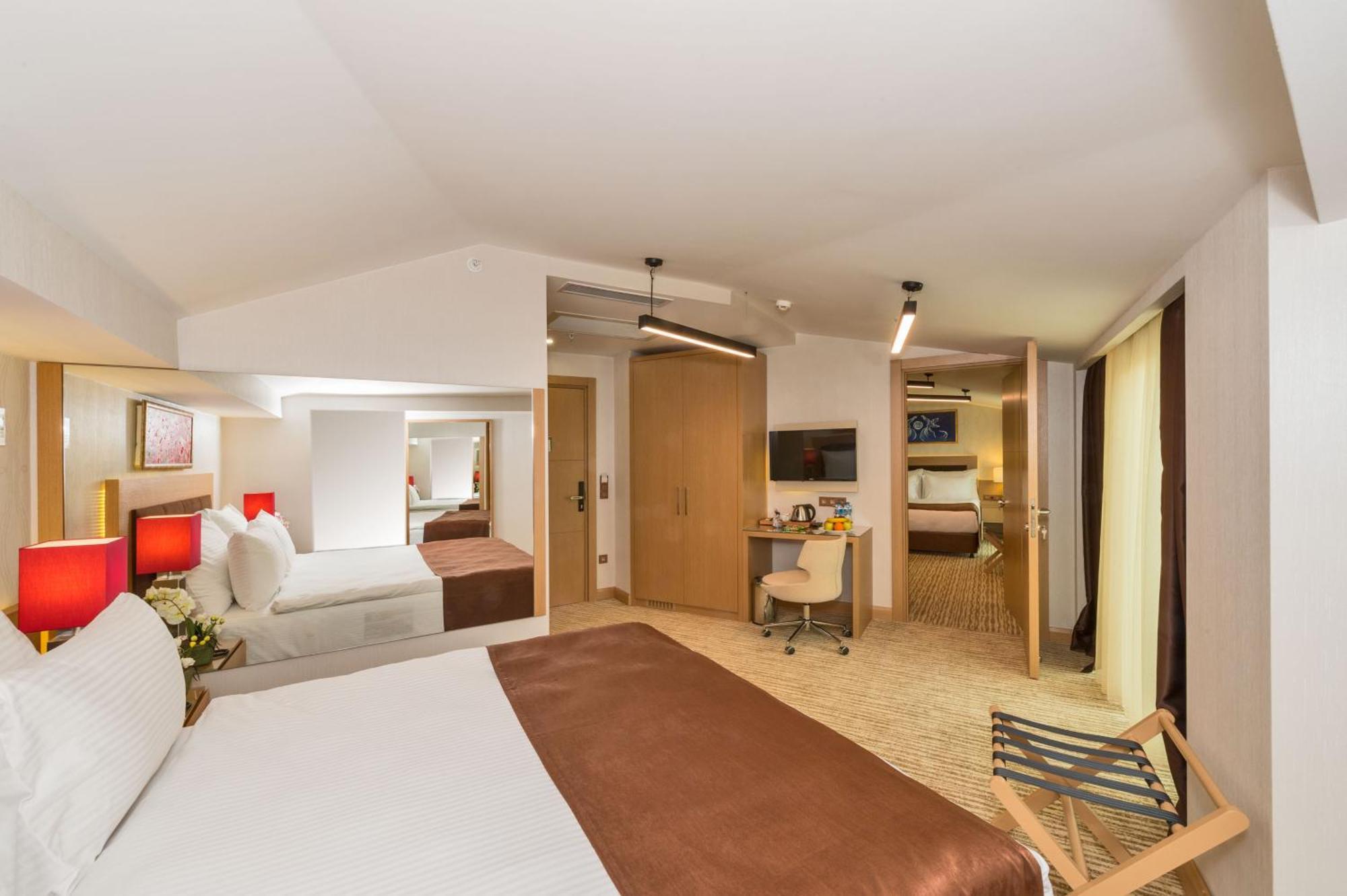 Two Connecting Family Rooms