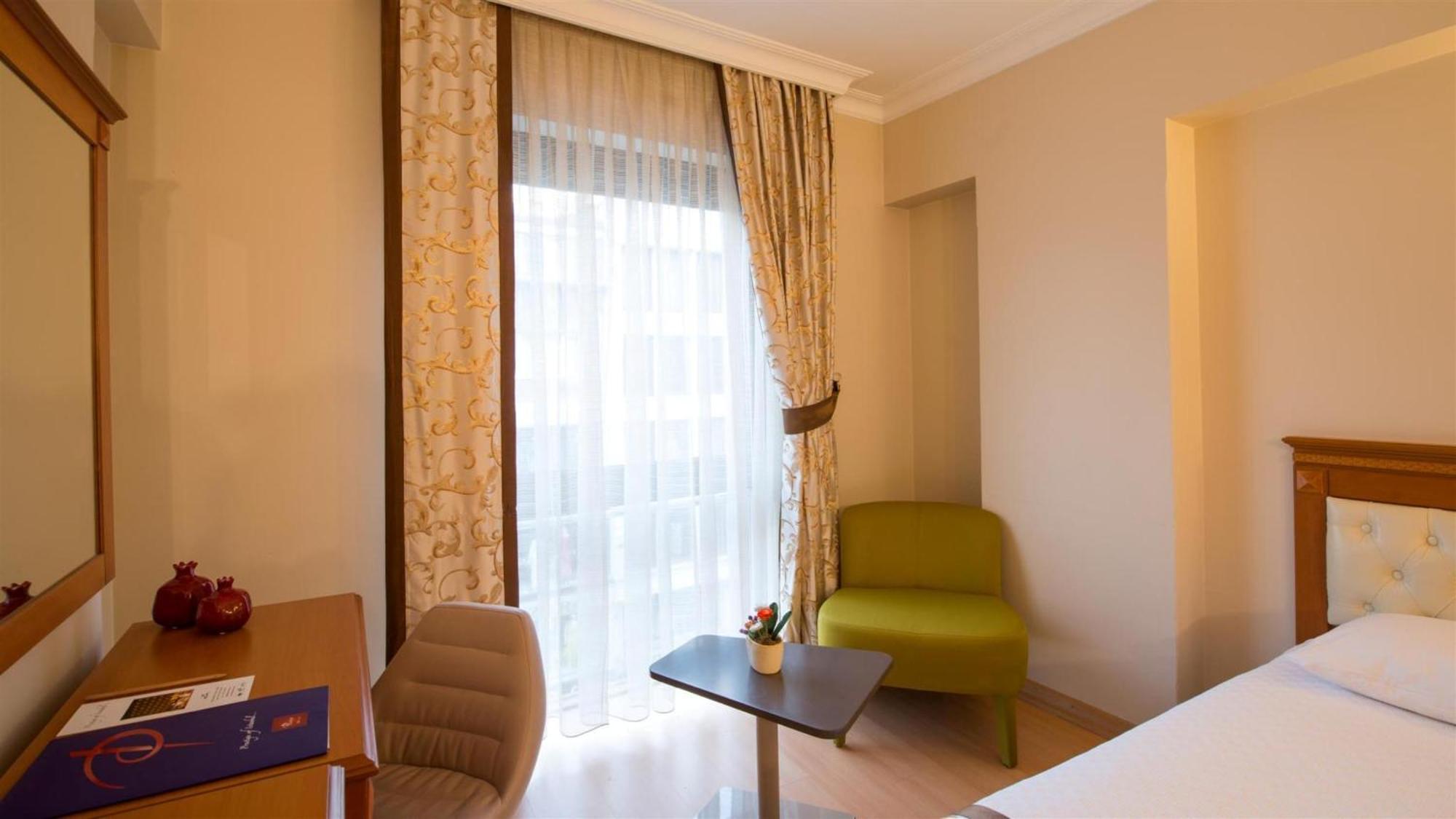 Standard Single Room